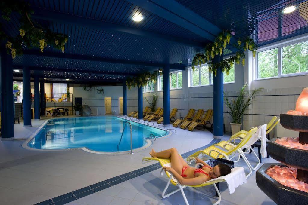 Parkhotel Zur Klause บาดฮัลล์ ภายนอก รูปภาพ