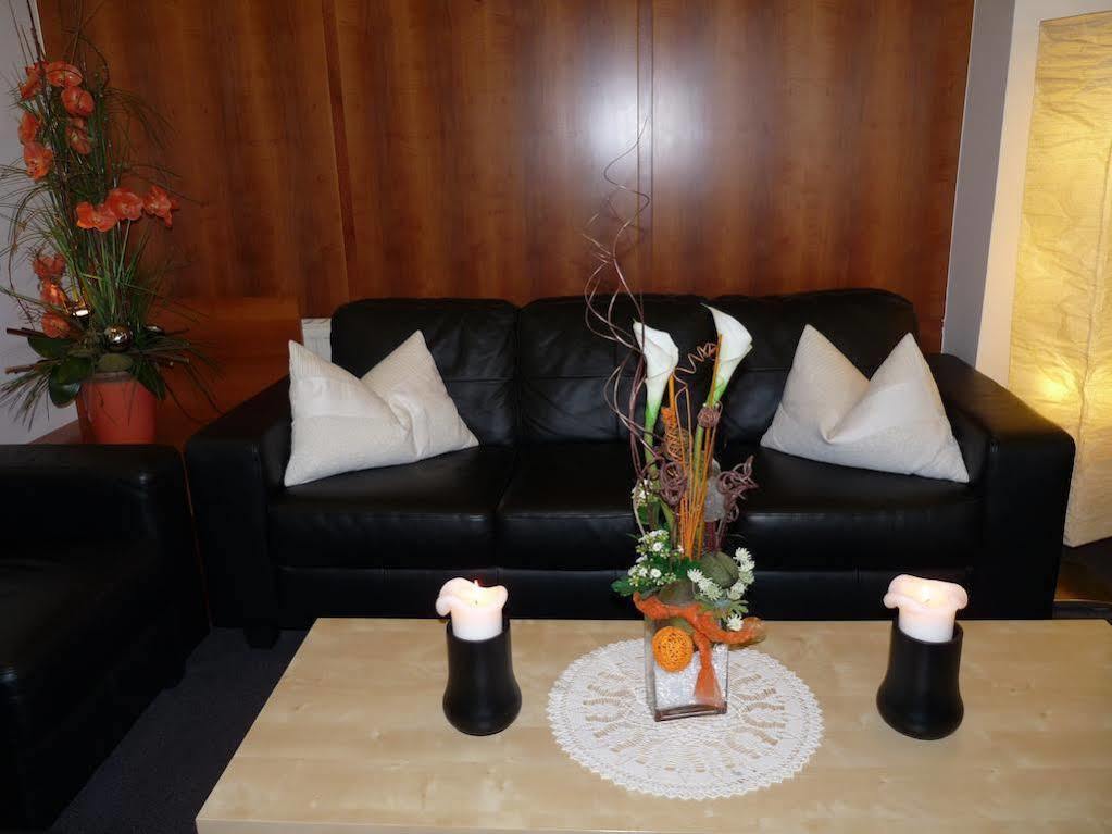 Parkhotel Zur Klause บาดฮัลล์ ภายนอก รูปภาพ