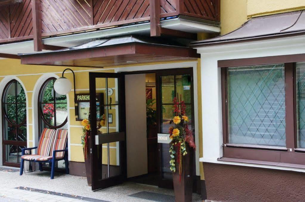 Parkhotel Zur Klause บาดฮัลล์ ภายนอก รูปภาพ